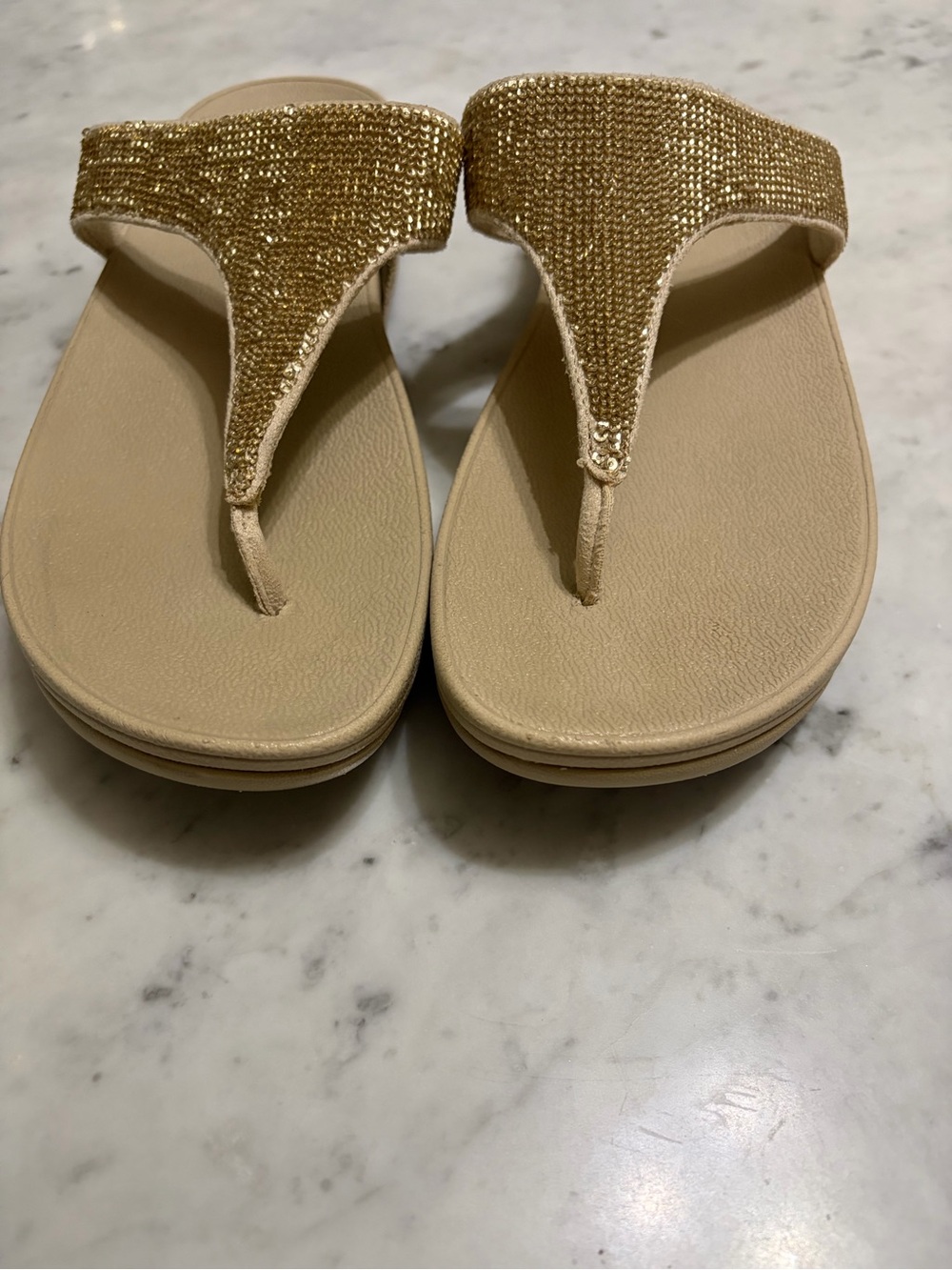 FitFlop Gold Beaded Thong Sandals. Like new - Picture 2 of 4